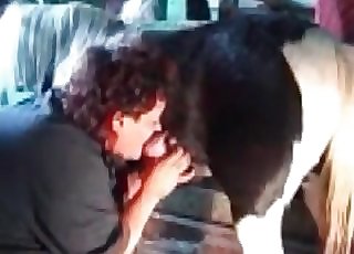 Thick-ass MILF sucking horse's man rod